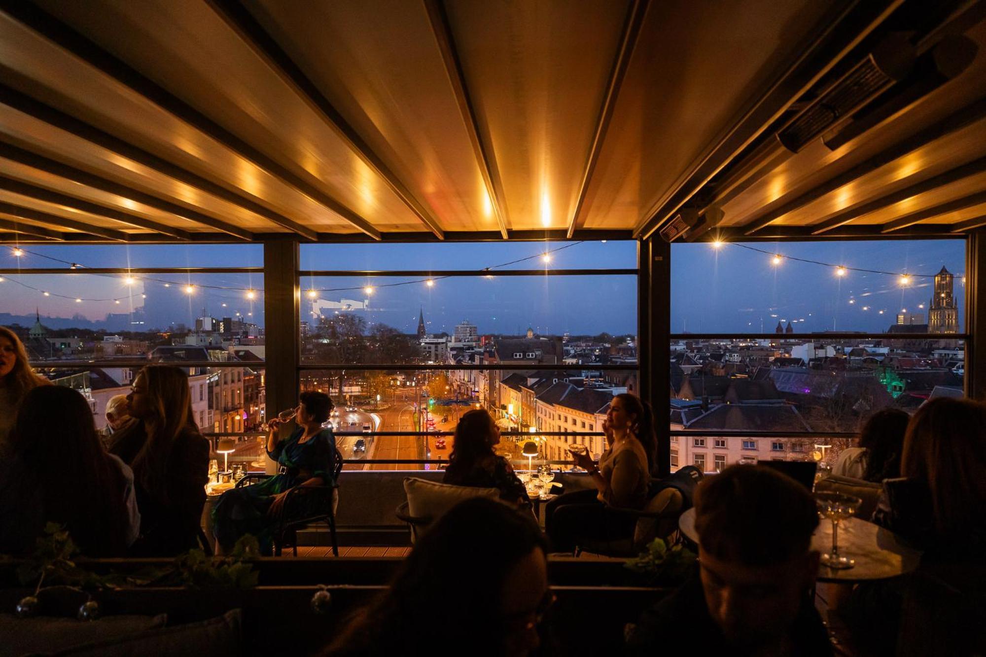Hotel Haarhuis Arnhem Bagian luar foto