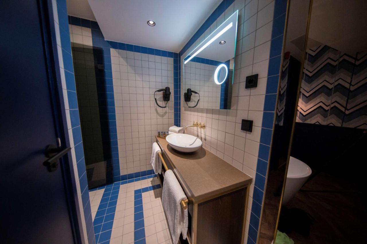 Hotel Haarhuis Arnhem Bagian luar foto